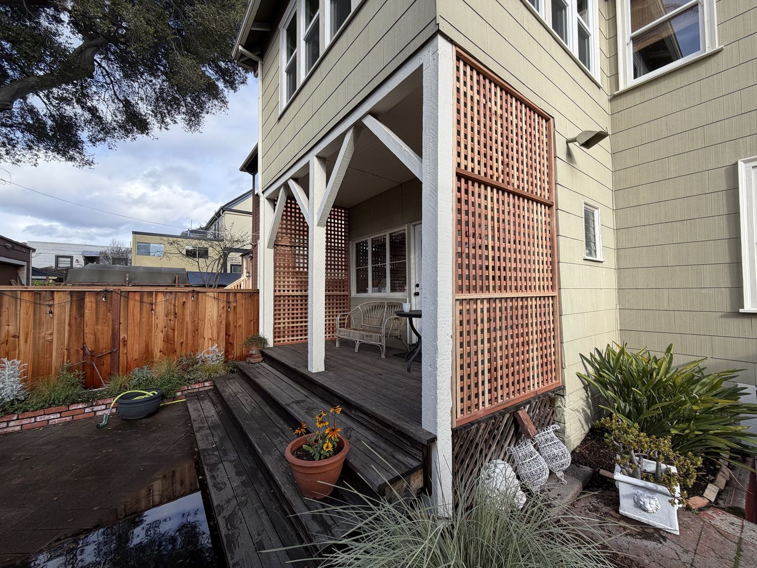 Exterior, Gates & Custom Repairs